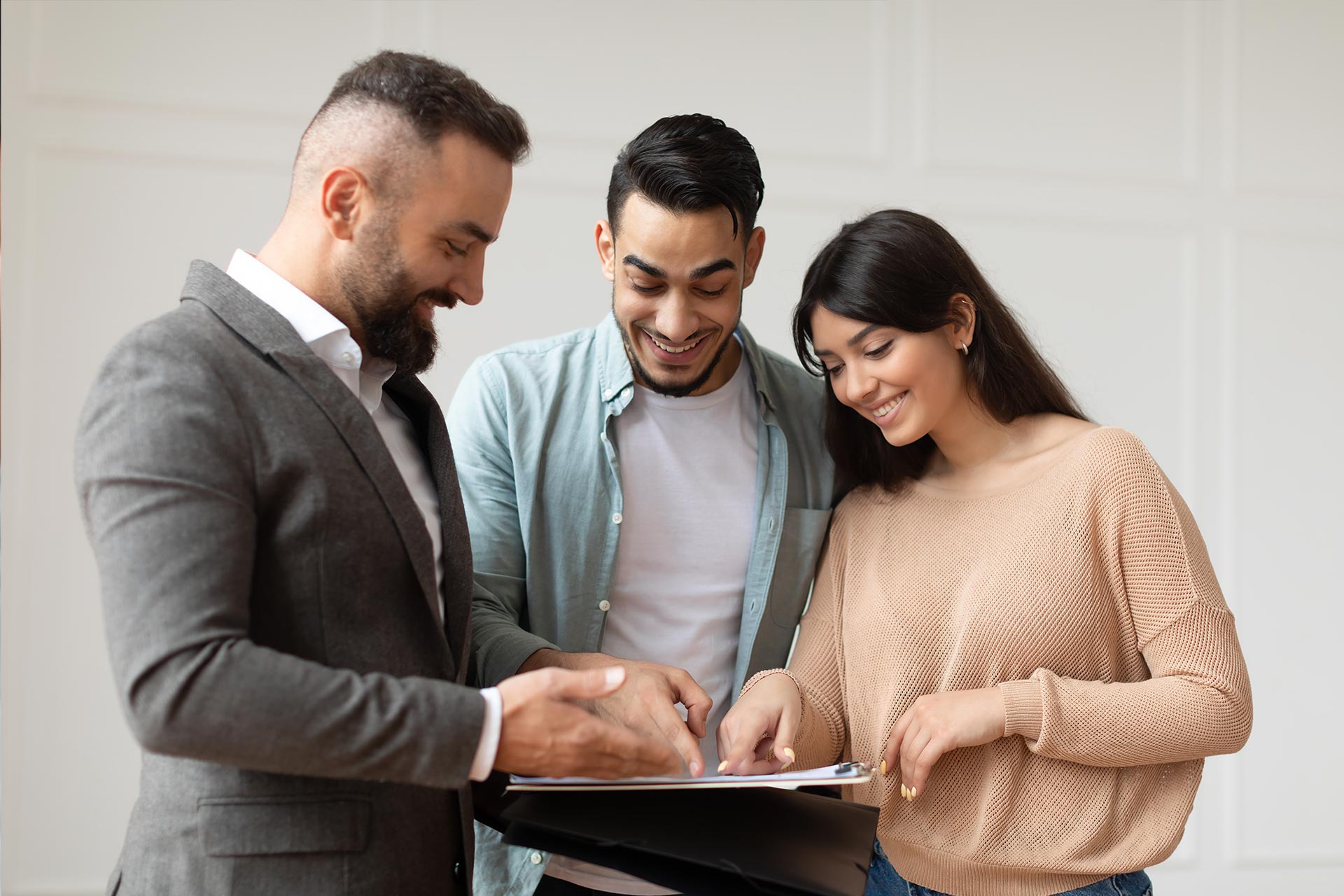 couple being helped with financial decisions by an expert